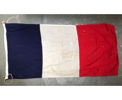 A vintage French flag, 135x66cm 