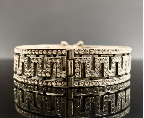 A silver Greek key hinged bangle 35gm