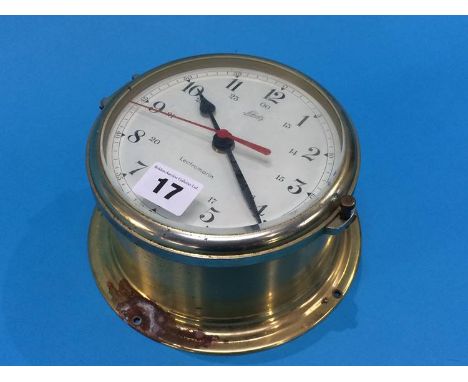 A Schatz ships clock