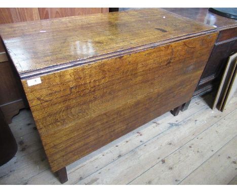 A 19th oak gate leg table, width 43ins, length 60ins