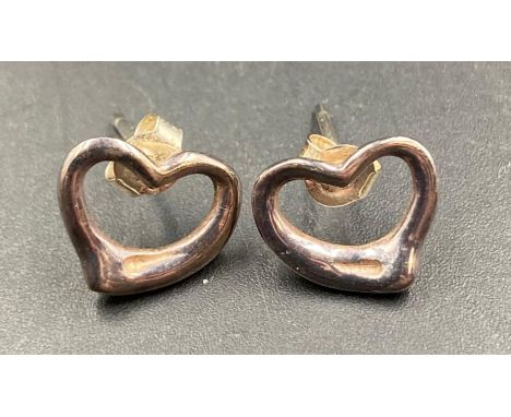 Tiffany Silver jewellery: Heart earrings