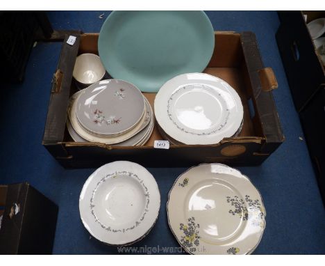 A quantity of china including Royal Worcester 'Chantilly' bowls and dinner plates, Royal Doulton 'Frost Pine' sugar bowl, din