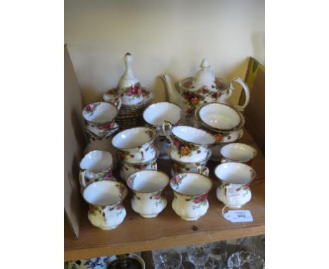 Royal Albert, Old Country Roses, 37 piece tea and coffee service for a 6 place setting, including teapot