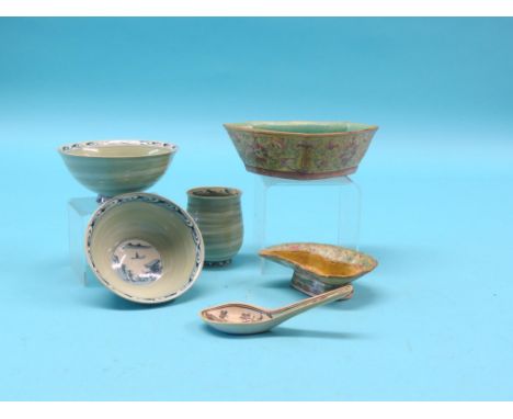 A pair of modern Chinese porcelain finger bowls, finely-potted and painted in underglaze blue, 4.75in., a matching cup, 3in.,
