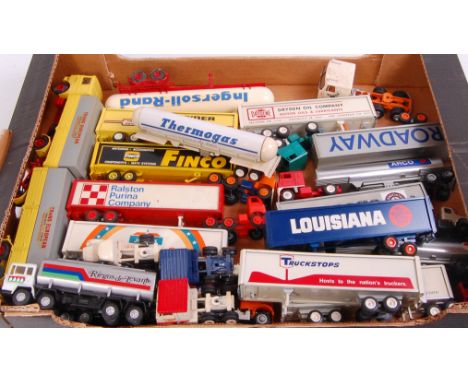 18 various Winross and other diecast road haulage tractor units and trailers, some examples with associated tractor units, va