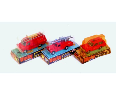 Dinky Toys Bubble Packed Diecast Group, 3 examples, to include No.271 Ford Transit Fire Appliance, No.195 Fire Chiefs Car, an