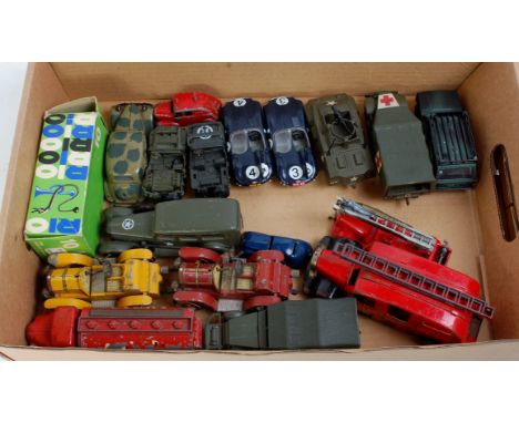 Tray of mixed loose play worn and modern issue diecasts to include Solido Army Vehicles, Brumm Jaguar Type D, Minic Fire Engi
