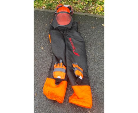 Selection of protective chainsaw clothing 