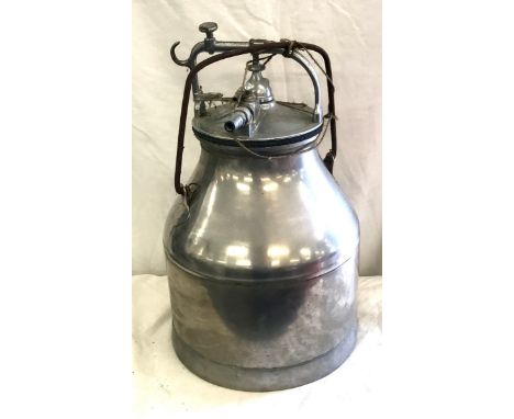 Vintage milking urn, approximate height: 21 inches 