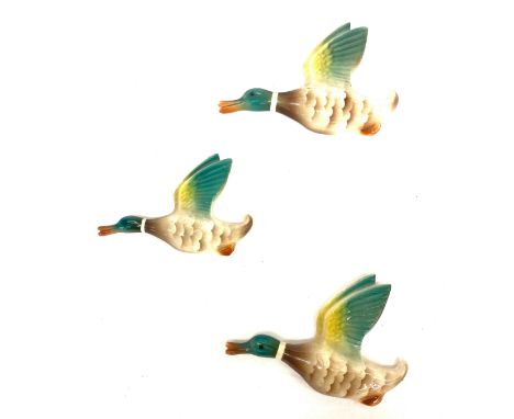Set of vintage china flying ducks, wall plaques 