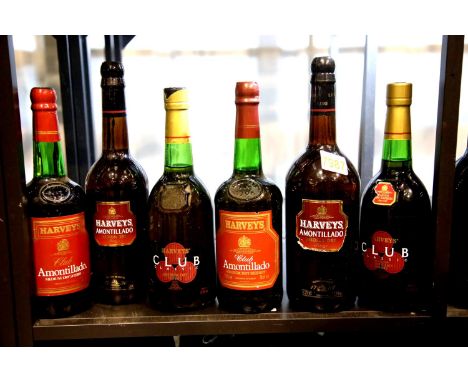 Six bottles of Harvey's Amontillado Sherry. P&amp;P Group 3 (£25+VAT for the first lot and £5+VAT for subsequent lots) 
