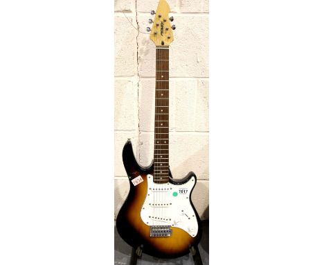 Peavey Raptor Special electric guitar. P&amp;P Group 3 (£25+VAT for the first lot and £5+VAT for subsequent lots) 