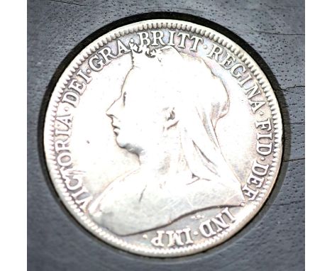Victoria florin set in an ebony bowl. P&amp;P Group 1 (£14+VAT for the first lot and £1+VAT for subsequent lots) 