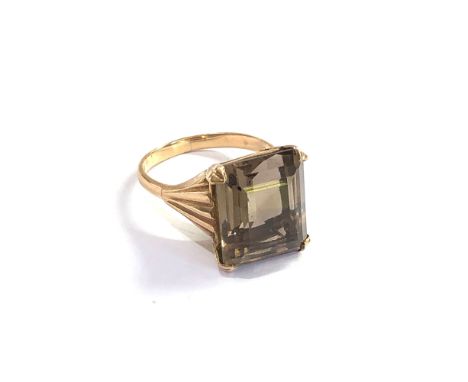 9ct gold smoky quartz dress ring weight 5g 