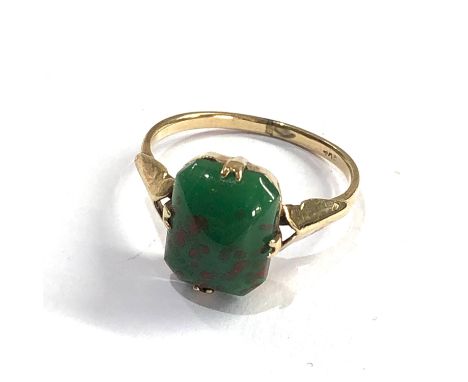 9ct gold stone set ring weight 1.9g 