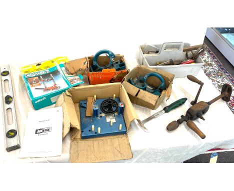 Selection of used tools, some boxed to include vintage hand drill etc 