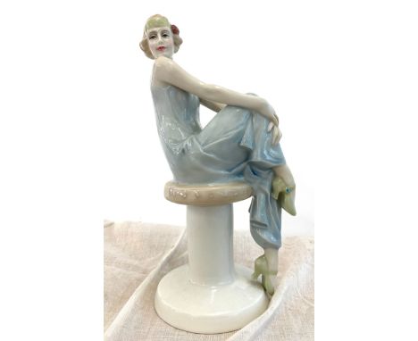 Royal Doulton HN3071 Reflections flirtation art deco lady sitting on stool, good overall condition