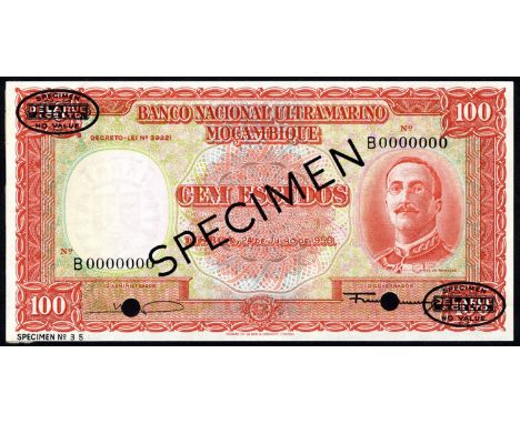 Mozambique, P 107s, Banco Nacional Ultramarino Moçambique, 100 Escudos, 24 July 1958, SPECIMEN. Coat of arms of Portugal at l