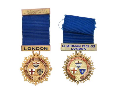 A George V Gold and Enamel Badge,  by Vine and Thompson, Birmingham, 1931, 9ct. circular and with fleur-de-lys border, enamel