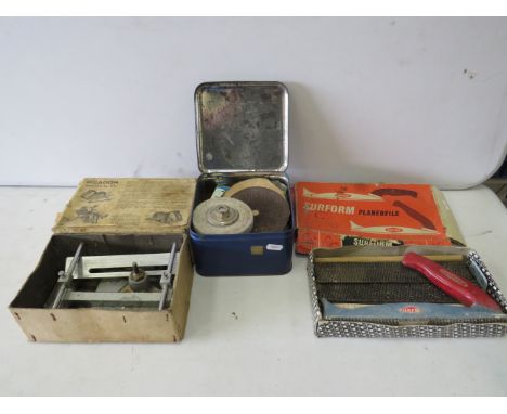 Selection of Loose tools to include a Picador speed saw attachment, Surform planer plus tin of Polishing, Grinding discs from