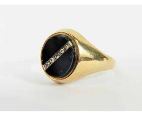 9ct Yellow Gold Gents ring set with Black Onyx and a stripe of small Diamonds.  Finger size 'U'  4.0g