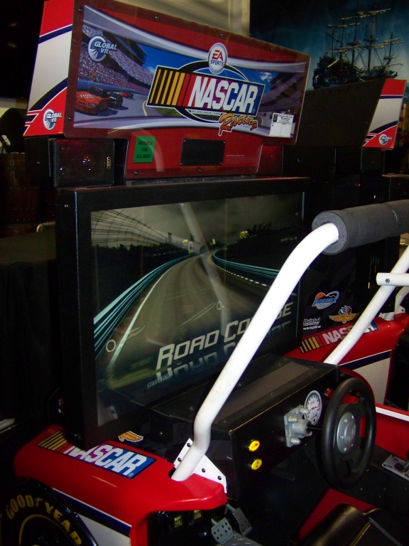 { Choice of lots: 292, 293 } NASCAR RACING ARCADE GAME 42 ...