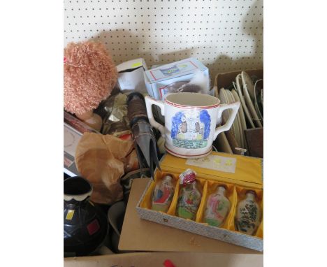 A Box of Four Modern Chinese Glass Snuff Bottles and other oddments 