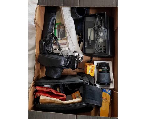 PENTAX SPOT MAGIC CAMERA, VIVITAR 70 - 210 MM LENSE &amp; OTHER CAMERA ASSOCIATED EQUIPMENT