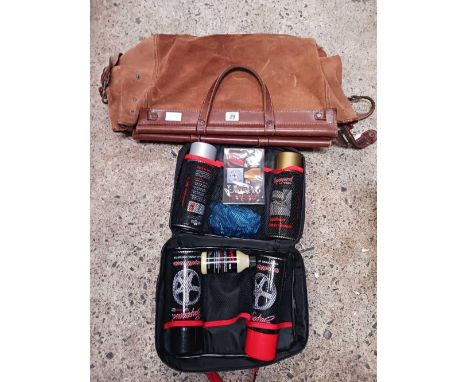 BROWN SUEDE &amp; LEATHER TRAVEL BAG &amp; A SUPER GUARD CAR VALET KIT IN BAG