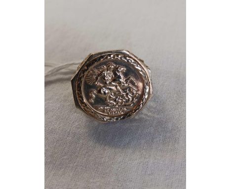 A 9ct RING WITH GEORGE &amp; DRAGON, 4.5g SIZE 'Q'