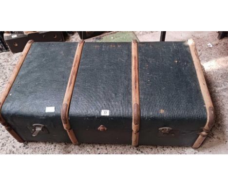 VINTAGE TRAVEL TRUNK