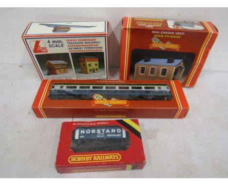 Hornby 00gauge R. 425 coach, R.220 wagon, engine shed and Lima station model