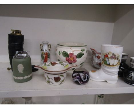 Wedgwood Jasperware table lighter, a boot table lighter, paperweight and various china