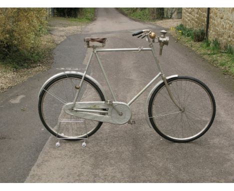 *A c1909 Lea & Francis Gentleman's Roadster. Described at the time as 'the apotheosis of luxury in cycling' by Cycling Magazi