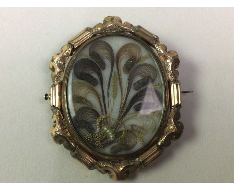 TWO PORTRAIT BROOCHES,  one depicting a male figure  Qty: 2