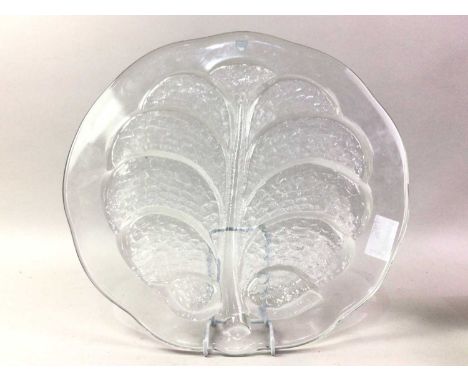 OFFEFORS GLASS DISH, AND OTHER GLASS WARE the dish with moulded leaf, along with an Orrefors vase, Dartington vase, Murano bo