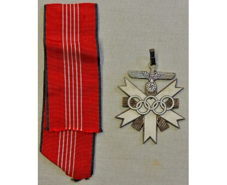 German 1936 Style Olympic Games medal 2nd class, makers mark 'Munchen 9' this is a museum copy of the original and would be a