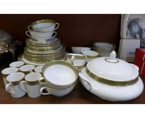 A Royal Doulton Belvedere part dinner service, comprising seven dinner plates, eight side plates, eight tea plates, six coffe