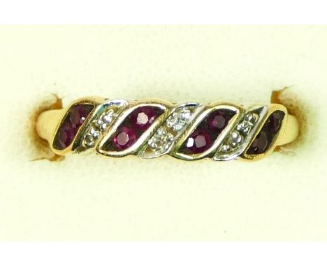 A vintage 9ct rose gold garnet dress ring, 14 x 7mm, N, 3.2gm 