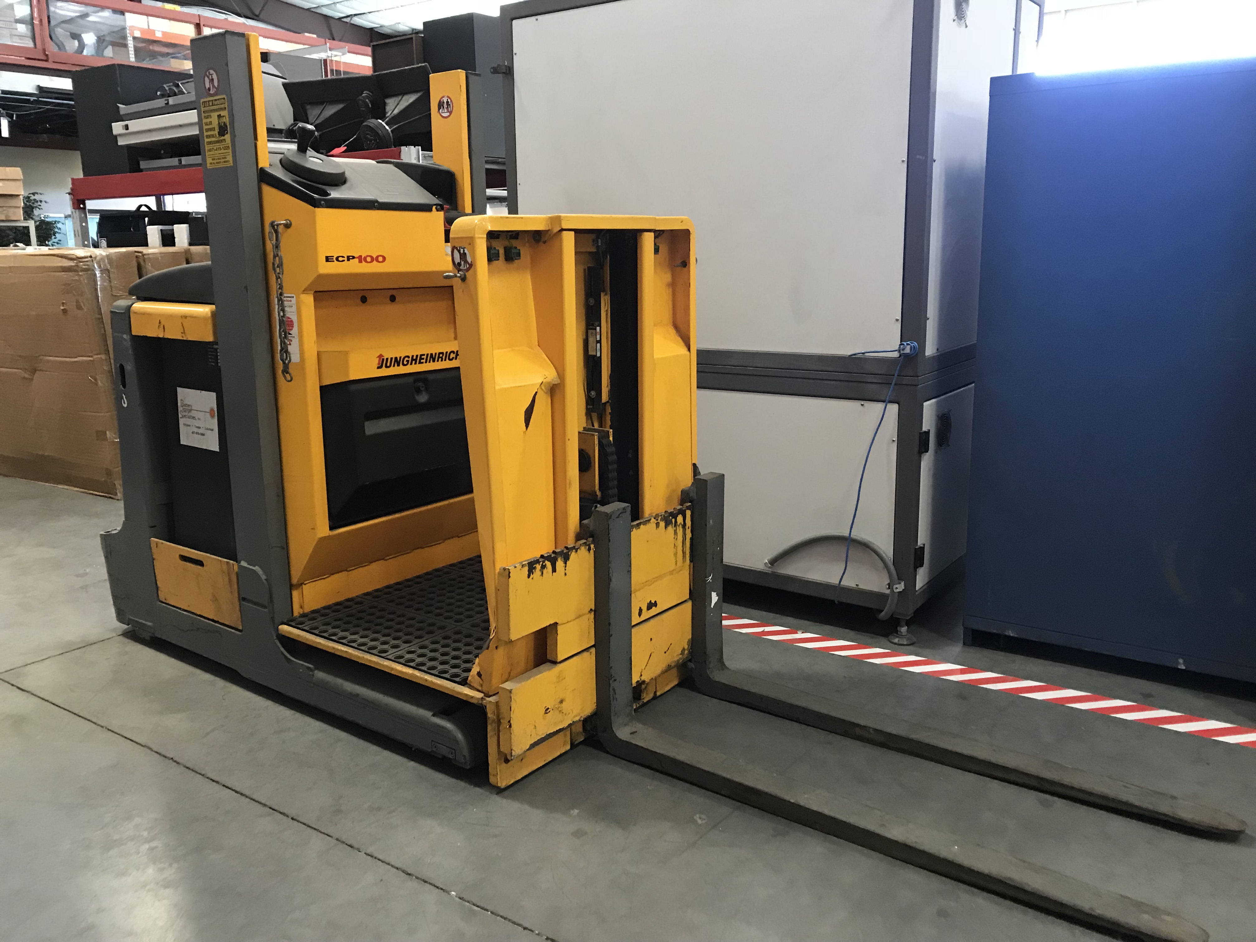 JUNGHEINRICH ELECTRIC STAND UP FORKLIFT, 2002, APPROX. 2,200 LB LIFT