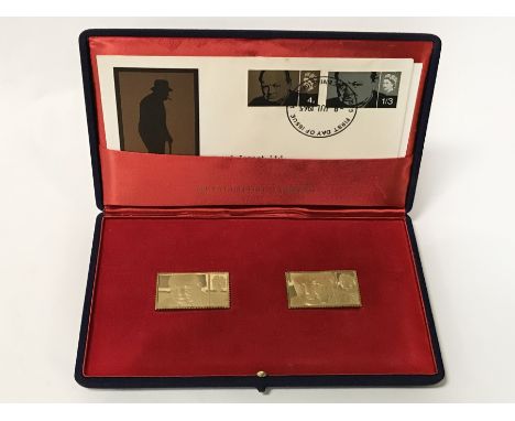 1965 18 CT GOLD SIR WINSTON CHURCHILL STAMP MEDALLIONSREVERSE TEXT: REPLICA IN 18 CARAT GOLD OF THE SIR WINSTON CHURCHILL COM