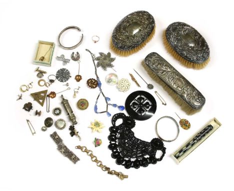 A collection of gold silver and costume jewellery, to include a 9ct gold garnet ring, Chester 1913, some damage to mount , a 