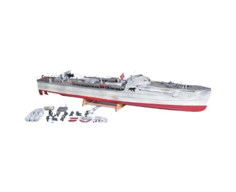 Models - a large scale model of a WWII Second World War German Kreigsmarine torpedo boat / Torpedoboot. Plastic construction,