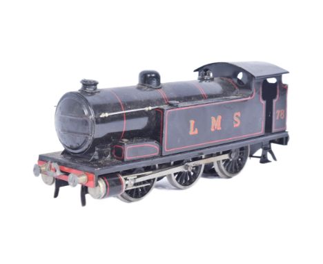 Model Railway - a vintage Bassett Lowke O gauge tinplate 3 rail model railway electric trainset locomotive engine. Black line
