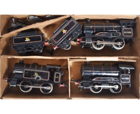 Model Railway - a collection of x3 vintage Hornby made tinplate clockwork model railway trainset locomotives comprising x2 Ty