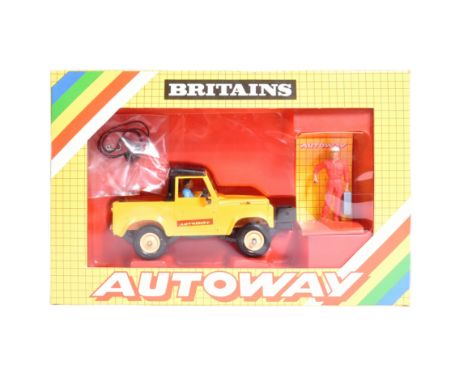 Diecast - an original vintage 1980s Britains ' Autoway ' 1/32 scale boxed diecast model No. 9820 Land Rover. Model appears un