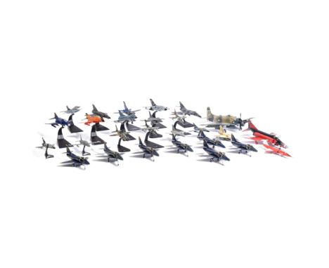 Collection of assorted diecast and built model kits, to include a 1/100 scale of the 1991 Dassault Mirage 2000C, several U.S.