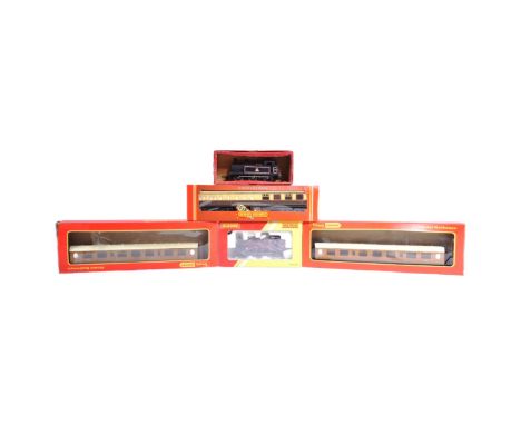 A collection of x5 OO gauge model railway trainset carriages and locomotive engines. To include: a Hornby No. R2674 LMS 0-6-0
