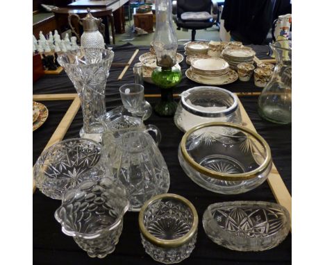 Quantity of cut glass including an oil lamp