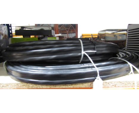 2 x 10m of Linn K400 speaker cable terminated with red/ black banana terminals